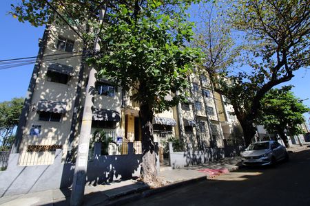 Fachada do Prédio de apartamento à venda com 1 quarto, 37m² em Irajá, Rio de Janeiro