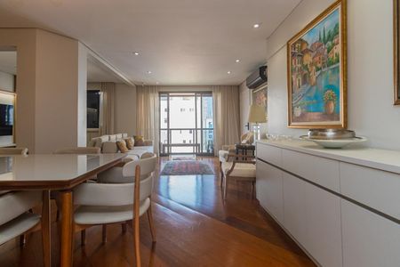 Apartamento à venda com 115m², 3 quartos e 2 vagas Apartamento à venda com 115m², 3 quartos e 2 vagasSala