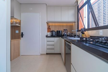 Apartamento à venda com 115m², 3 quartos e 2 vagas Apartamento à venda com 115m², 3 quartos e 2 vagasCozinha
