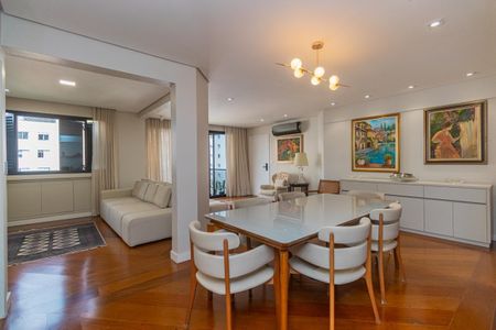 Apartamento à venda com 115m², 3 quartos e 2 vagas Apartamento à venda com 115m², 3 quartos e 2 vagasSala