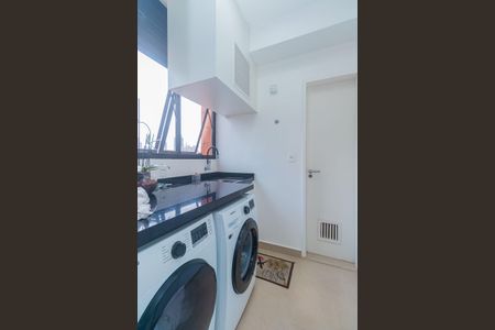 Apartamento à venda com 115m², 3 quartos e 2 vagas Apartamento à venda com 115m², 3 quartos e 2 vagasÁrea de serviço