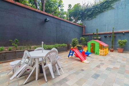 Apartamento à venda com 115m², 3 quartos e 2 vagas Apartamento à venda com 115m², 3 quartos e 2 vagasÁrea externa