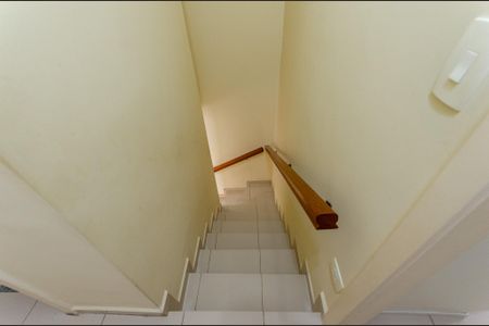 Escada de casa de condomínio à venda com 2 quartos, 57m² em Nossa Senhora do O, São Paulo