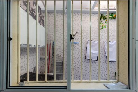 Casa de condomínio à venda com 57m², 2 quartos e 1 vagaCozinha - Janela