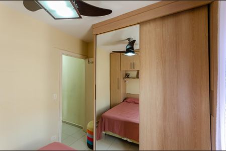 Casa de condomínio à venda com 57m², 2 quartos e 1 vagaQuarto 2