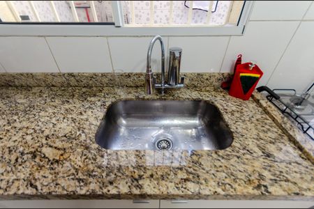 Casa de condomínio à venda com 57m², 2 quartos e 1 vagaCozinha