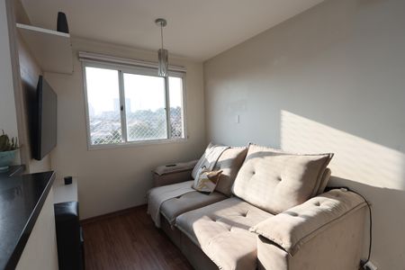 Sala  de apartamento para alugar com 2 quartos, 41m² em Jardim Taboao, São Paulo