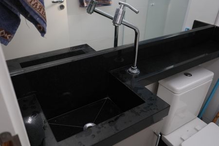 Apartamento para alugar com 41m², 2 quartos e sem vagaBanheiro