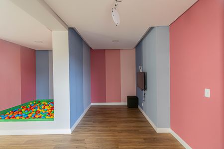 Apartamento para alugar com 45m², 2 quartos e 2 vagasÁrea Comum - Brinquedoteca 