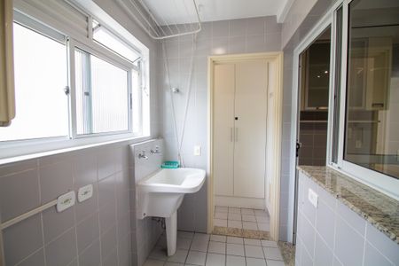 Apartamento para alugar com 101m², 3 quartos e 2 vagasÁrea de Serviço