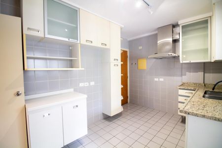 Apartamento para alugar com 101m², 3 quartos e 2 vagasCozinha