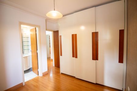 Apartamento para alugar com 101m², 3 quartos e 2 vagasQuarto 3 - Suíte