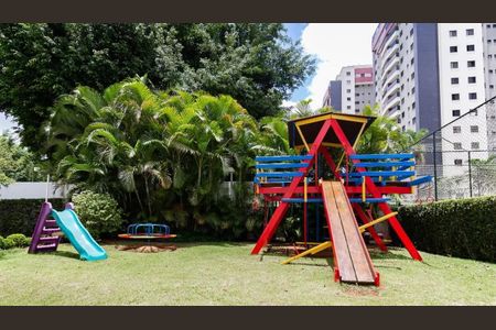 Apartamento para alugar com 101m², 3 quartos e 2 vagasÁrea comum - Playground