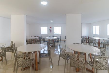 Apartamento para alugar com 48m², 2 quartos e 1 vagaÁrea comum - Salão de festas