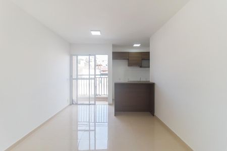 Sala de apartamento para alugar com 2 quartos, 48m² em Conjunto Habitacional Bras Cubas, Mogi das Cruzes