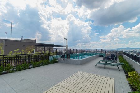 Studio para alugar com 29m², 1 quarto e sem vagaPiscina