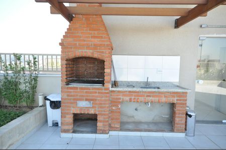 Área comum - Churrasqueira de apartamento para alugar com 2 quartos, 42m² em Vila Santa Terezinha (zona Norte), São Paulo