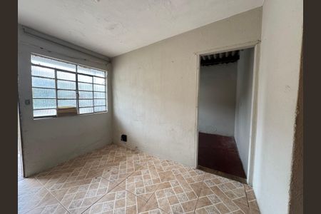 Casa à venda com 137m², 2 quartos e 1 vagaSala