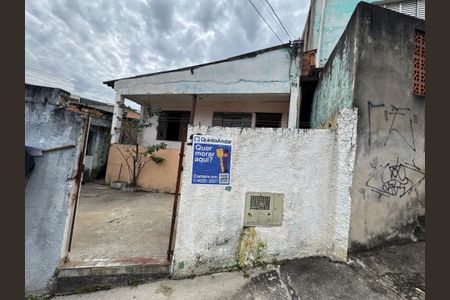 Casa à venda com 137m², 2 quartos e 1 vagaFachada com PLACA