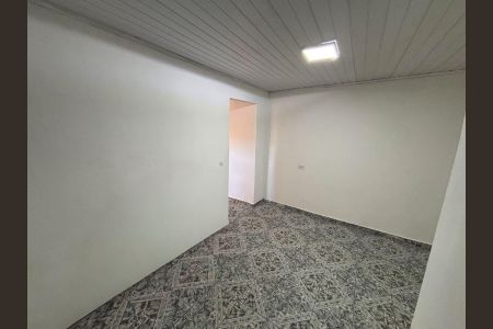 Quarto de casa para alugar com 1 quarto, 38m² em Vila Santista, São Paulo