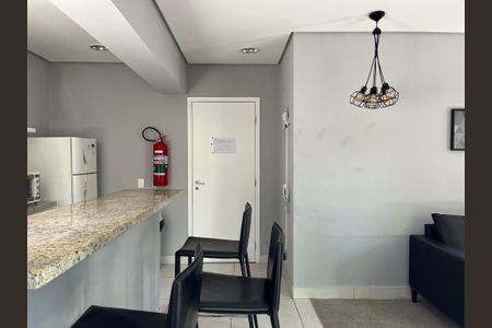 Apartamento para alugar com 33m², 1 quarto e sem vagaÁrea comum - Salão de festas