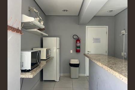 Apartamento para alugar com 33m², 1 quarto e sem vagaÁrea comum - Salão de festas