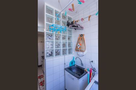 Apartamento à venda com 60m², 2 quartos e 1 vaga Apartamento à venda com 60m², 2 quartos e 1 vagaÁrea de Serviço