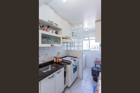 Apartamento à venda com 60m², 2 quartos e 1 vaga Apartamento à venda com 60m², 2 quartos e 1 vagaCozinha