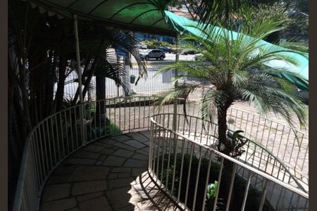 Casa para alugar com 4 quartos, 480m² em Pacaembu, São Paulo