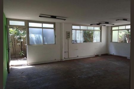 Casa para alugar com 4 quartos, 480m² em Pacaembu, São Paulo