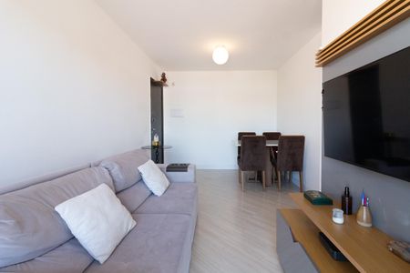 Sala de apartamento à venda com 2 quartos, 52m² em Jardim Sarah, São Paulo