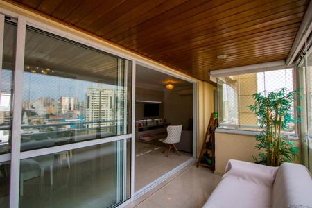 Apartamento à venda com 128m², 3 quartos e 3 vagasVaranda gourmet