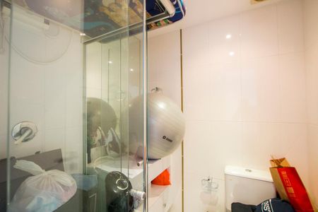 Apartamento à venda com 128m², 3 quartos e 3 vagasBanheiro do quarto 3