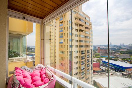 Apartamento à venda com 128m², 3 quartos e 3 vagasVaranda do quarto 2