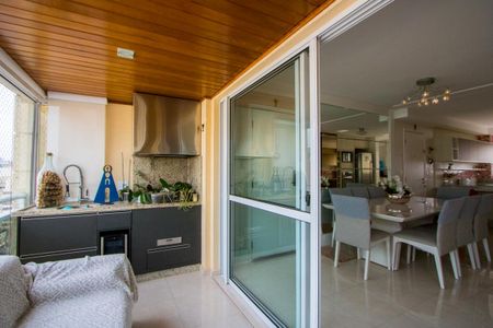 Apartamento à venda com 128m², 3 quartos e 3 vagasVaranda gourmet