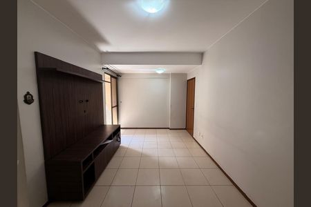 SALA de apartamento à venda com 3 quartos, 69m² em Csb 10, Brasília