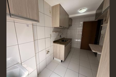 COZINHA de apartamento à venda com 3 quartos, 69m² em Csb 10, Brasília