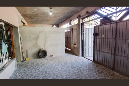 Casa para alugar com 250m², 3 quartos e 1 vaga Casa para alugar com 250m², 3 quartos e 1 vagaGaragem