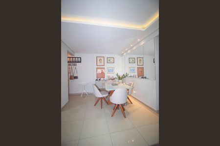 Sala de apartamento à venda com 2 quartos, 74m² em Jardim Botânico, Porto Alegre