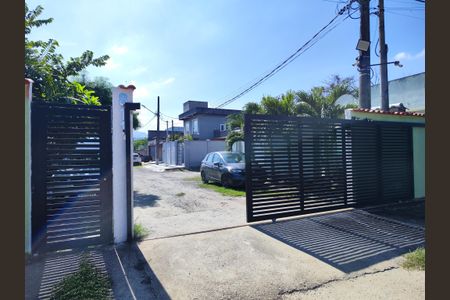 Casa de condomínio para alugar com 180m², 2 quartos e 1 vagaEntrada do condomínio
