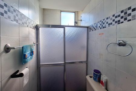 Apartamento à venda com 92m², 2 quartos e 1 vaga Apartamento à venda com 92m², 2 quartos e 1 vagaBanheiro Social