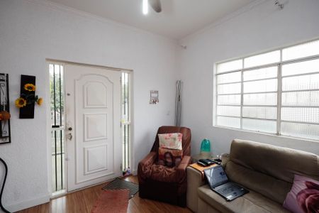 Casa à venda com 110m², 4 quartos e 1 vaga Casa à venda com 110m², 4 quartos e 1 vagaSala