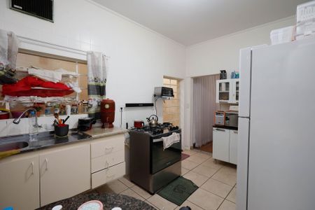 Casa à venda com 110m², 4 quartos e 1 vaga Casa à venda com 110m², 4 quartos e 1 vagaCozinha