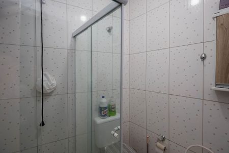 Casa à venda com 110m², 4 quartos e 1 vaga Casa à venda com 110m², 4 quartos e 1 vagaBanheiro da Suíte