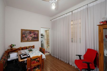 Casa à venda com 110m², 4 quartos e 1 vaga Casa à venda com 110m², 4 quartos e 1 vagaSala de Jantar