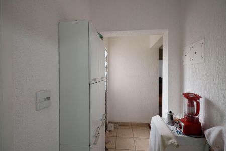 Casa à venda com 110m², 4 quartos e 1 vaga Casa à venda com 110m², 4 quartos e 1 vagaHall