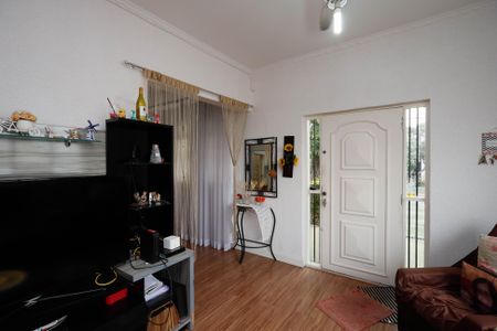 Sala  de casa à venda com 4 quartos, 110m² em Parque Palmas do Tremembe, São Paulo