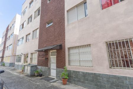 Apartamento para alugar com 44m², 1 quarto e 1 vagaFahcada do bloco 