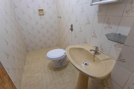 Banheiro  de apartamento para alugar com 1 quarto, 44m² em Taboão, São Bernardo do Campo