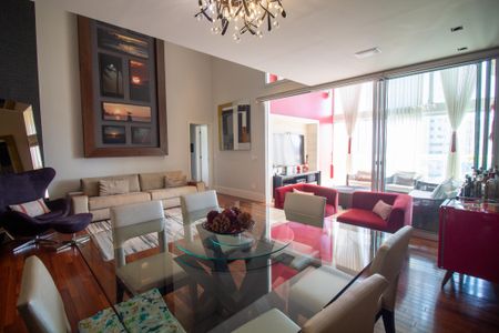 Apartamento à venda com 210m², 3 quartos e 4 vagasSala de Jantar